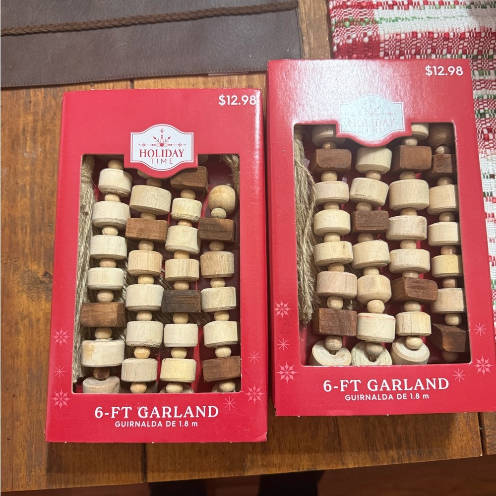 Holiday Time Wooden Garland - Brown and Cream